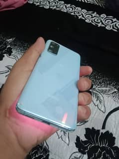 Samsung S20 8/128 PTA sirf Panal ma dot ha baki ok ha 0307/17/24/508