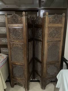 Wooden partition chinyoti