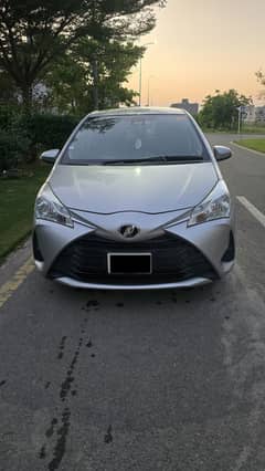 Toyota Vitz 1.0F Safety Edition III