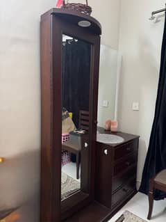 Dressing table