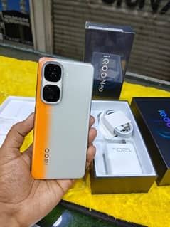 Iqoo Neo 10 Pro 16gb 256gb box pack new Non Active Low PTA Tax Orange
