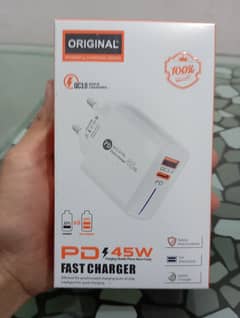 PD 45W Fast charger adapter for sale