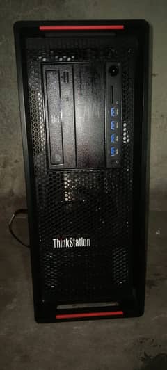 Lenovo P500 / E5 1650 V3 / 16GB Ram / 500GB