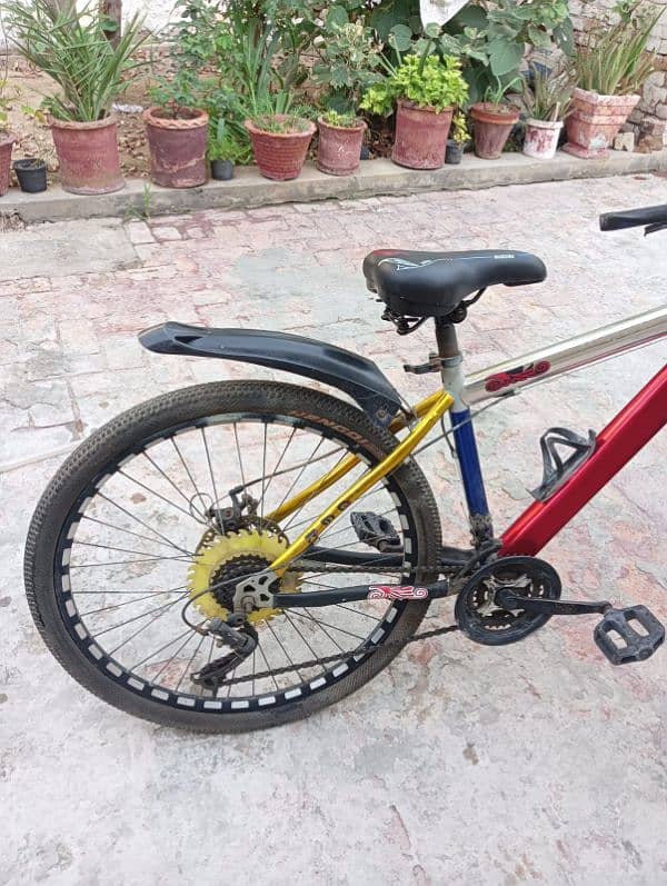 Gears bicycle with disk break and showks 1