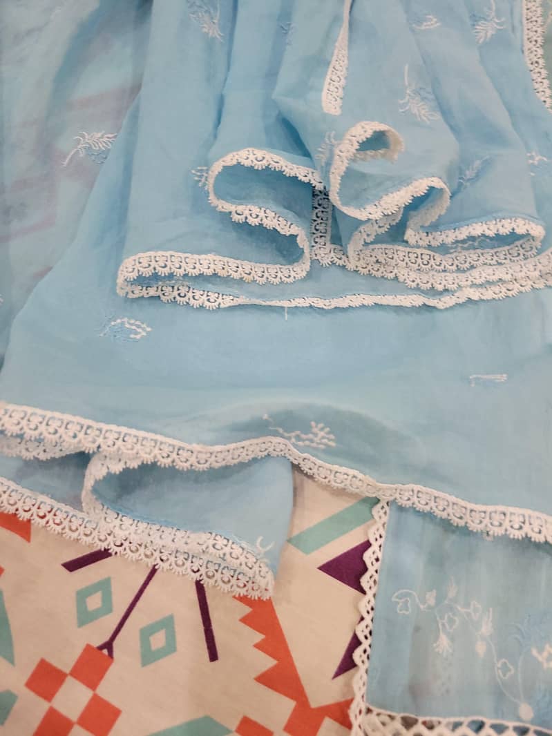 bareeze 3 pc 2
