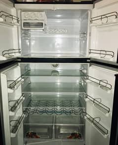 Dawlence Double Door Fridge 10/10 Condition 900 Series MODEL(DFD 900 G