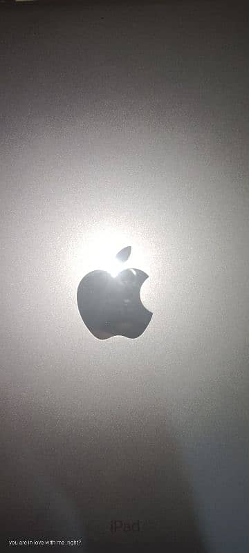 iPad 5 generation  like new condition 33gb 2