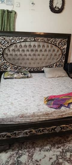 bed dressing table and side table sor sale
