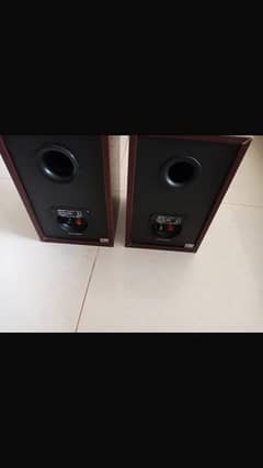 Jamo Speaker