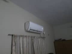 Inverter 1.5 ton Air Conditioner(KENWOOD) O336,O835.244