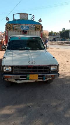 Toyota Hilux 1983