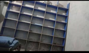 Karyana Store Rack