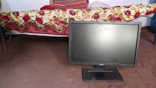 20 inch dell led 5/ 10 condition . working ok