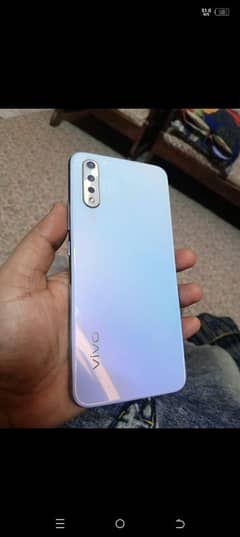 vivo s1
