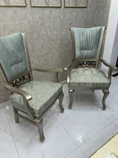 Elegant Dining Chairs | Luxury Look | Like New!