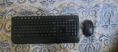 MICROSOFT GENIUNE WIRELESS MOUSE/KEYBOARD