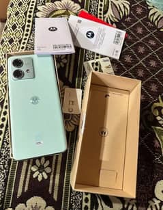 Moto Edge 40 Neo 12/256 With Box 4 month sim Time available