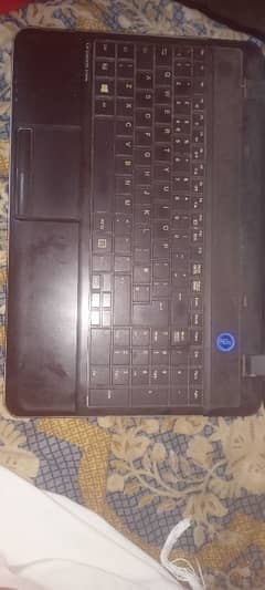 Laptop big screen window 10 instal he 03324892197