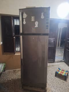 no working refrigerator available