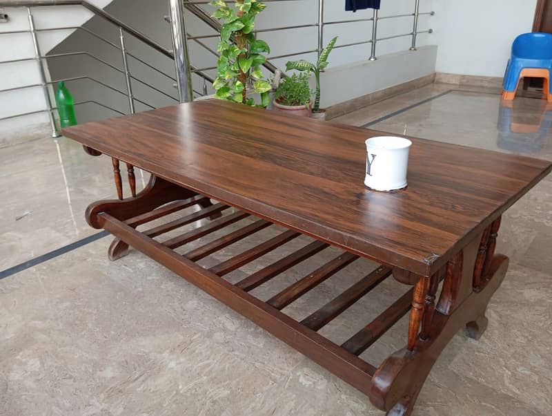 Center Table - just like New 0