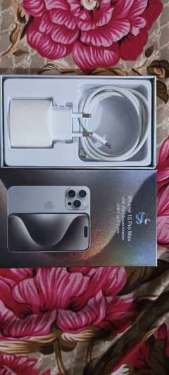 Iphone 15 pro max charger
