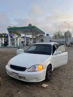 Honda Civic 2000 Ek (Sunroof)