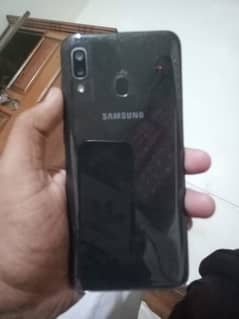 Samsung A20