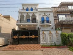 Prime Location In Al Rehman Phase 2 - Block J Of Lahore, A 5 Marla House Is Available
