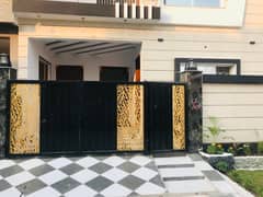 Buy A Centrally Located 5 Marla House In Cavalry Extension