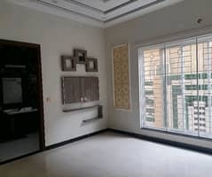 10 Marla House For Sale Available In Johar Town