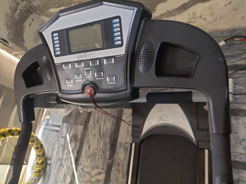 Treadmill /Electronical Treadmill /Running Machine 1