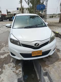 Toyota Vitz 2013
