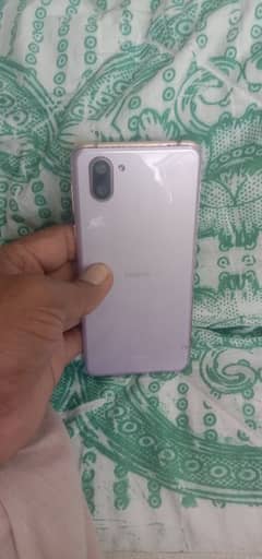 Aquas R3   6gb ram 128gb rom condition 9/10 watsap 03/42/3595/533