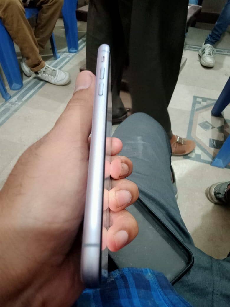 Iphone 11 128gb non pta factory unlock read add 0