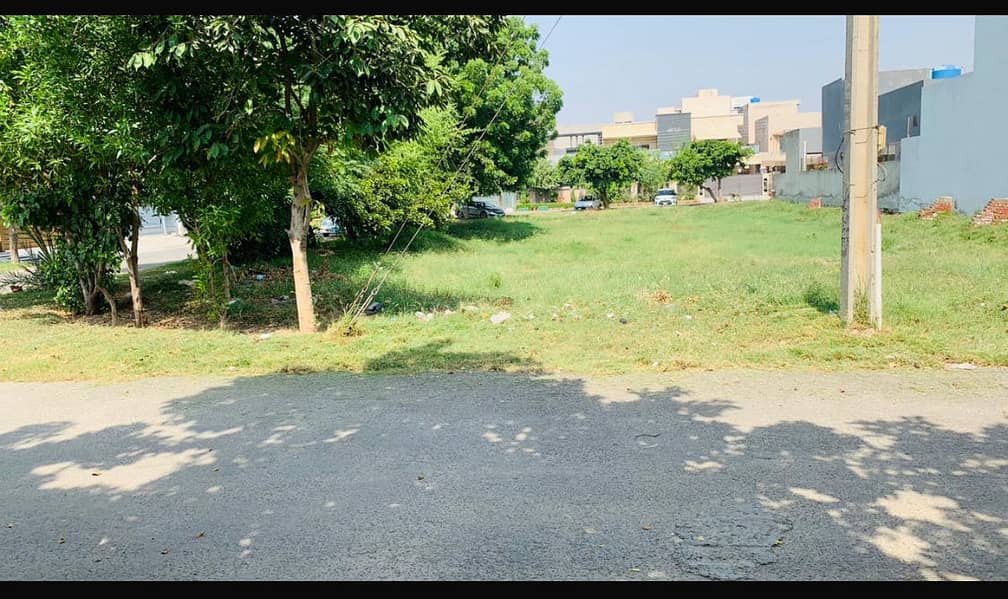 Corner/ Park Facing Plot 2