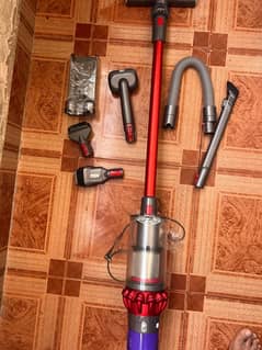Dyson V10  Cordless Vacuum cleaner