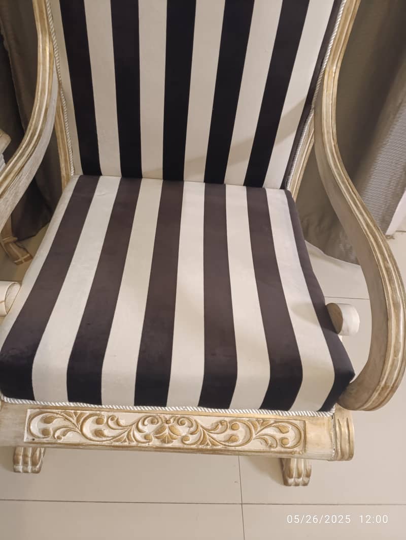 sofa chairs with center table 5