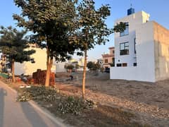5 Marla Plot For Sale In Tulip Block ParkViewCity Lahore