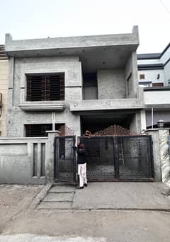 5 Marla Grey Structure House For Sale In ParkViewCity Lahore