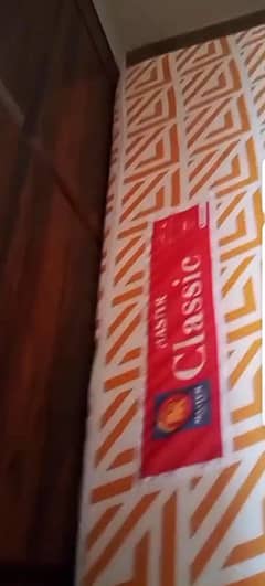 king size bed with master mattress
