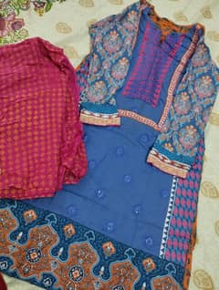 good condition dresses 2 piece only 1000