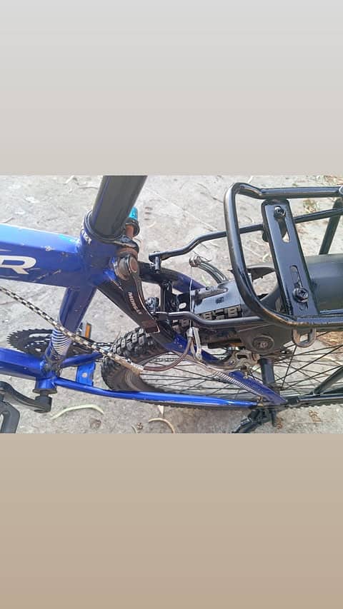Imported bicycle with gears in Ok condition get and go 3