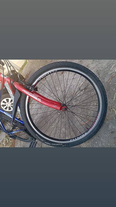 Imported bicycle with gears in Ok condition get and go 8