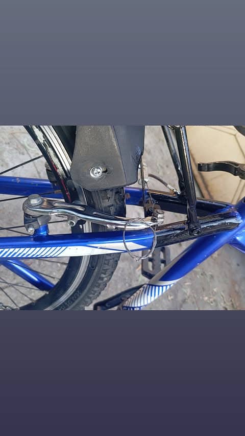 Imported bicycle with gears in Ok condition get and go 9