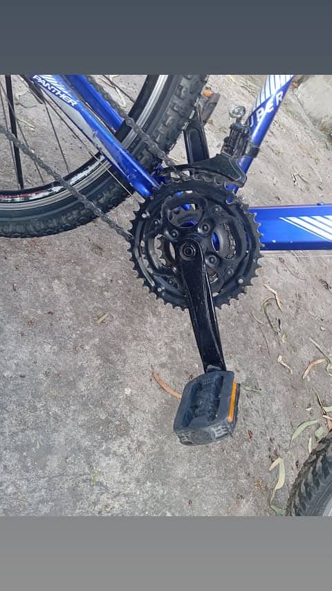 Imported bicycle with gears in Ok condition get and go 11