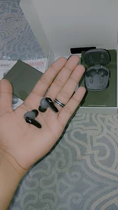 Dany Earphone 1 Week Used Only
