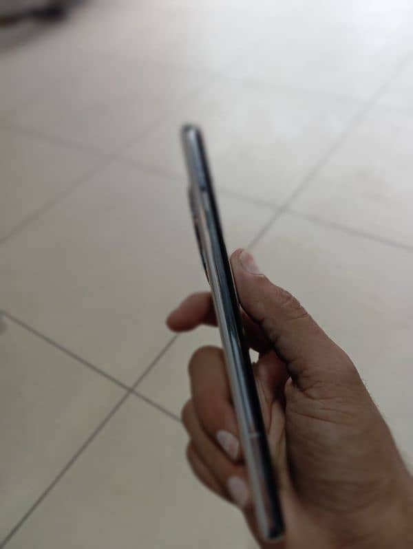 one plus 12  24ram 1TB Room 2