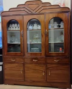 Wooden showcase pure sheesham