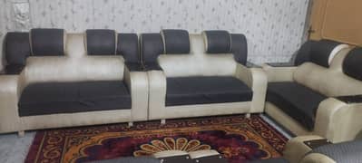 10 Seater Luxury Sofa Set, Almost New Condition.