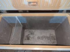 deep freezer full size one door